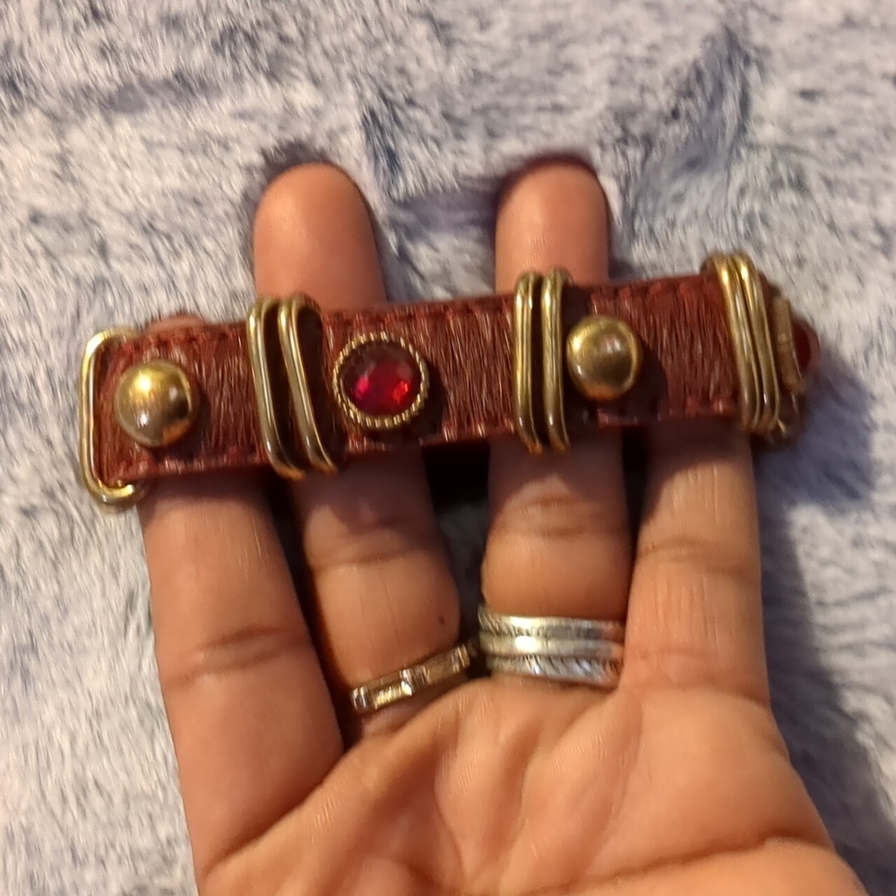 Rustic cuff band